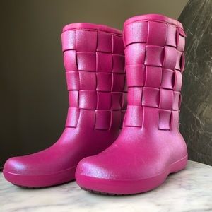 Crocs Super Molded Iridescent Weave Sz 8